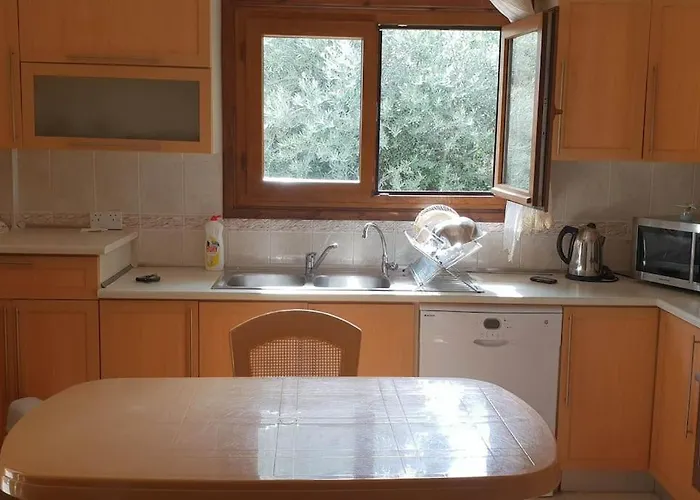 Villa 3 Bedroom With Private Pool In Catalkoy, Kyrenia With Mountain View Kerínia